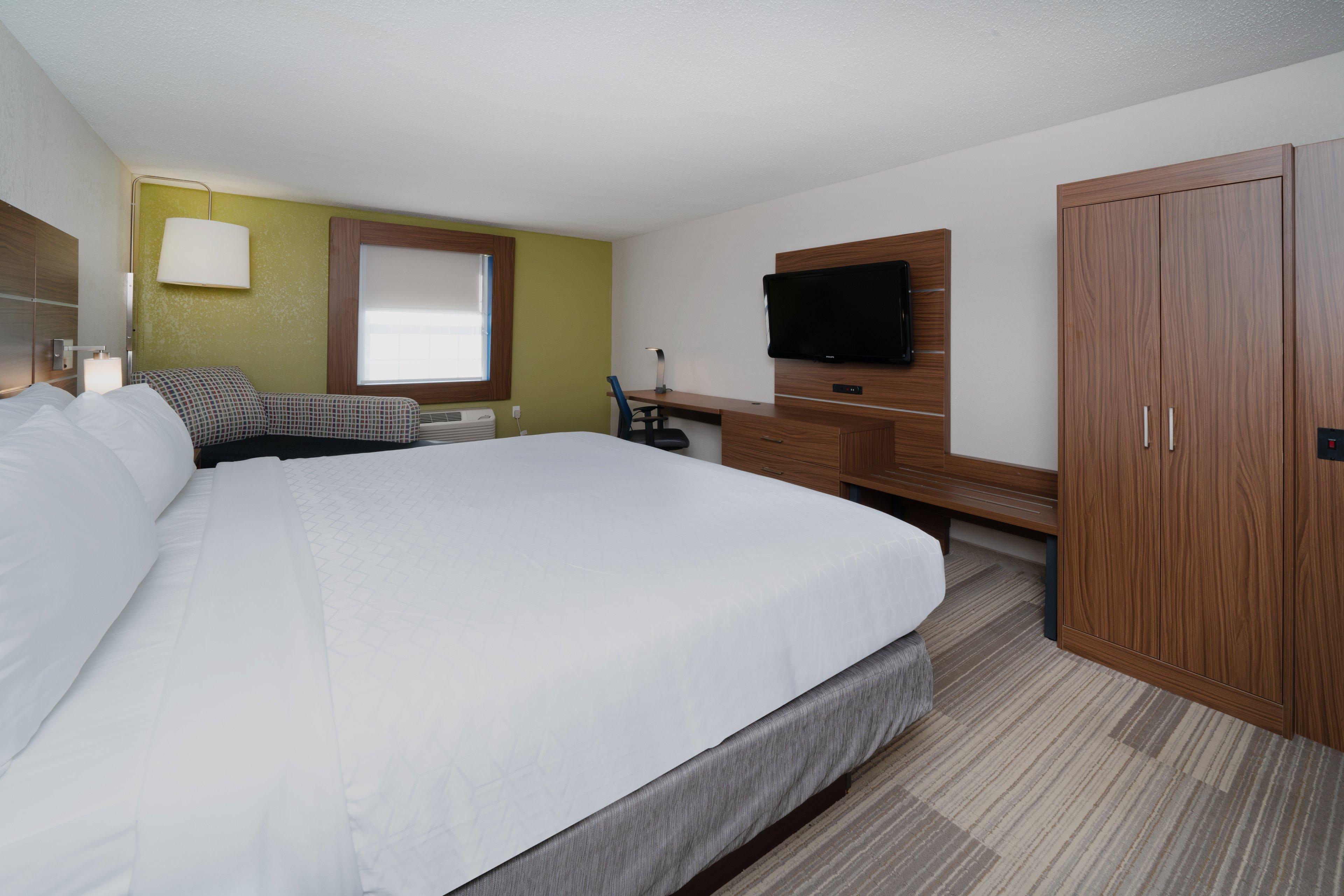 Holiday Inn Express Prince Frederick By Ihg Екстериор снимка